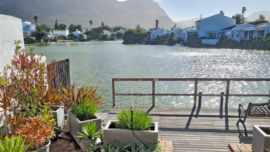 To Let 1 Bedroom Property for Rent in Marina Da Gama Western Cape